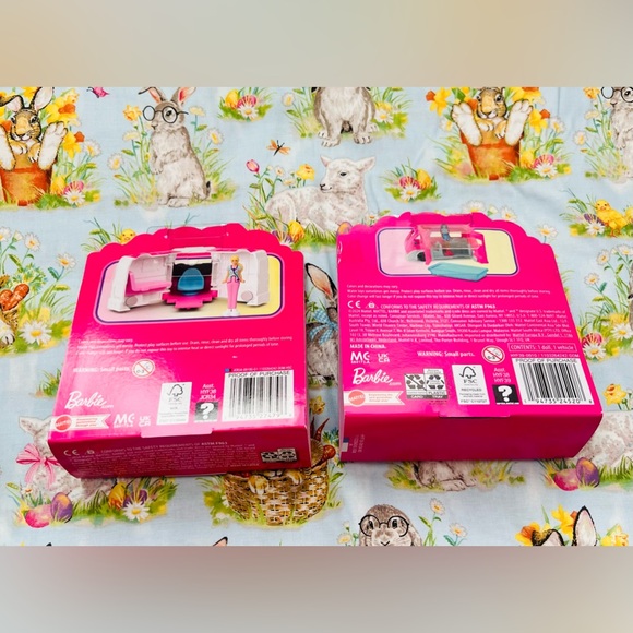 ❤️Barbie Mini Barbie Land Playset - Pink and White (2 Mini Car)New - Picture 2 of 5